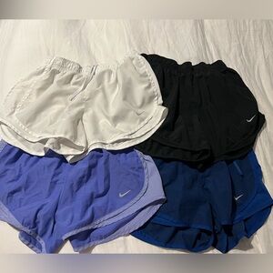 Lot 4 Nike running short Size M
